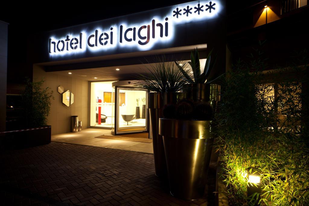 Albergo Dei Laghi トゥラーテ エクステリア 写真